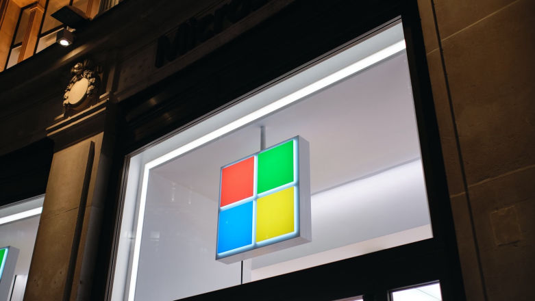 Według pracownika Microsoft co roku przeznacza 200 mln dolarów na łapówki