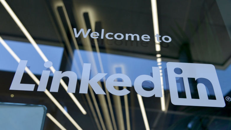 Nie wchodźcie w interesy z botami. Fejkowe konta zalewają LinkedIn