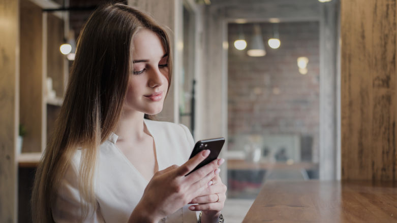 Ukraińcy podchodzą Rosjan za pomocą... fałszywych profili na Tinderze