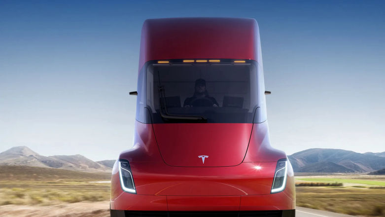 Tesla Semi nadchodzi. Wiemy, kiedy trafi do pierwszych klientów