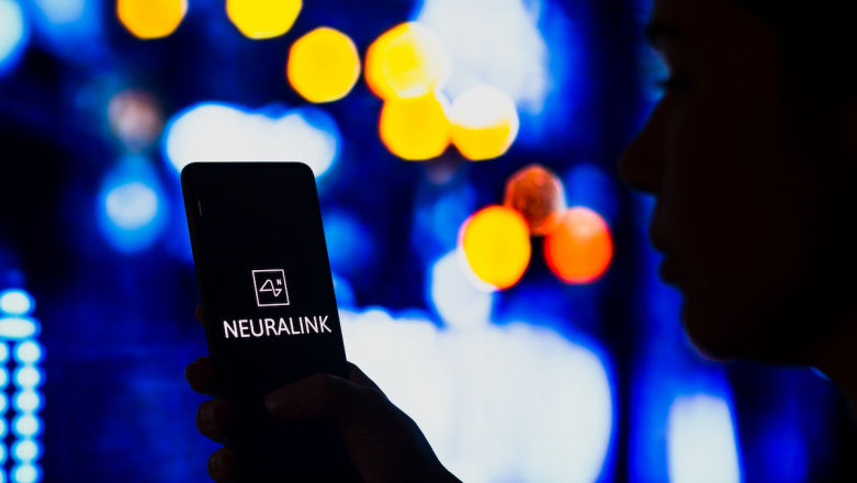 Neuralink to początek cyberpunkowego szaleństwa? Mamy powody do obaw