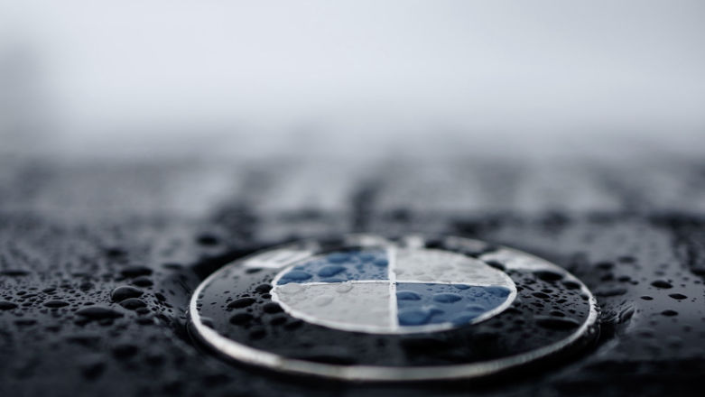BMW wycofuje część swoich samochodów elektrycznych. Powód? Ryzyko pożaru akumulatora