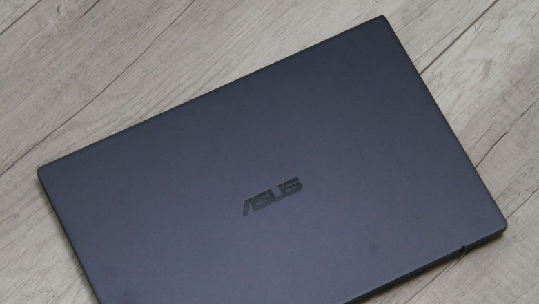 ASUS ExpertBook - budżetowy laptop biznesowy, który idealnie odnajdzie się w każdym biurze
