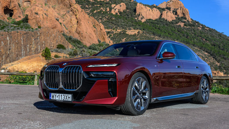 BMW 740d xDrive – nowy wymiar luksusu. Komfort jazdy, nowe rozwiązania techniczne. Pierwsza jazda próbna