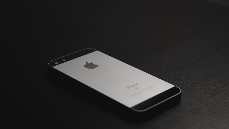 Mały smartfon z najwyższej półki? Chętnych (podobno) brakuje