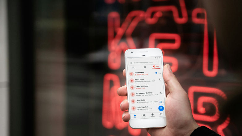 Spam w telefonie, czyli jak zablokować niechciane połączenia i wiadomości
