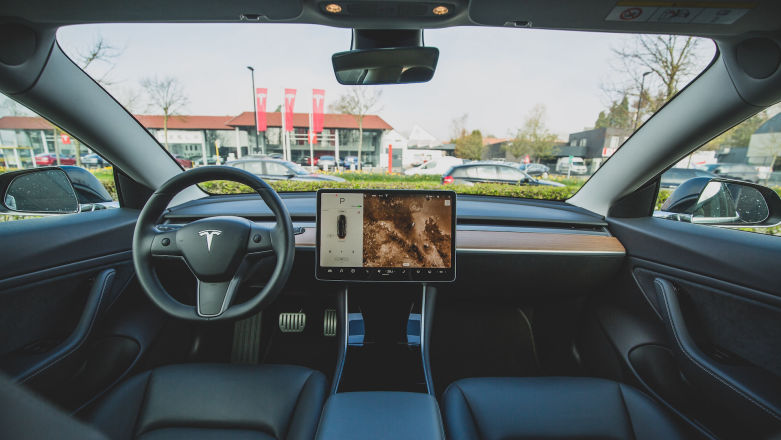 Tesla w cenie dobrego benzyniaka lub ropniaka? Tak. I to w niedalekiej przyszłości