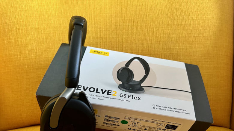 Jabra Evolve2 65 Flex – recenzja słuchawek do pracy hybrydowej