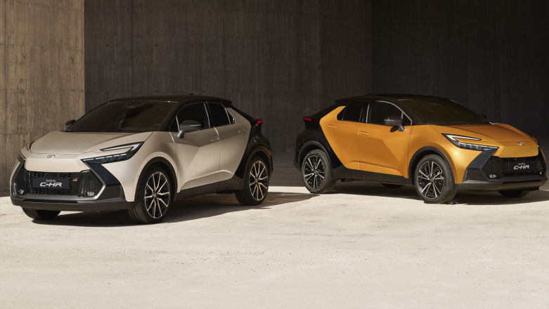 Nowa Toyota C-HR teraz także jako hybryda Plug-In i z funkcją zdalnego parkowania. Premiera