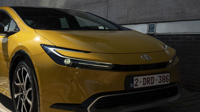 Toyota rozpisała plan dla aut elektrycznych, nawet 1200 km zasięgu
