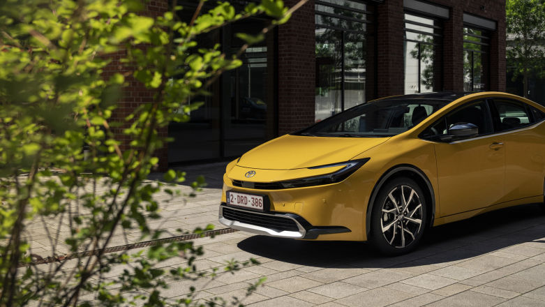 Nowa Toyota Prius 2.0 Plug-In Hybrid 223 KM – bardziej GTI niż taxi. Jazda próbna