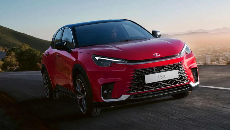 Lexus wycenił model LBX, czyli Yarisa Cross w eleganckim przebraniu
