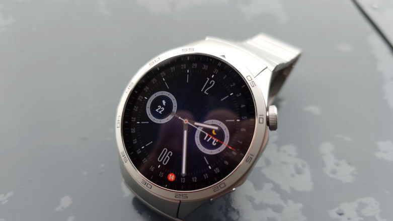 Huawei Watch GT 4 – recenzja. Między zachwytem a irytacją