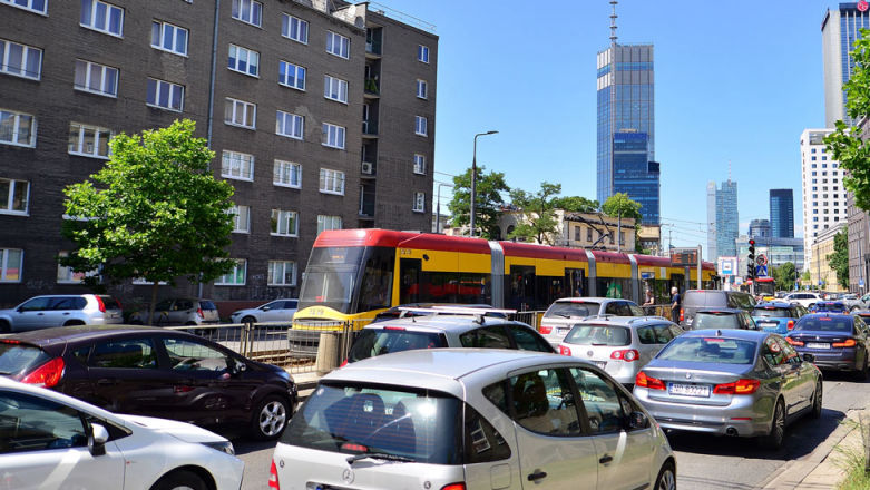 Bez nalepek, a z telefonem. Wjazd do stref czystego transportu będzie prostszy