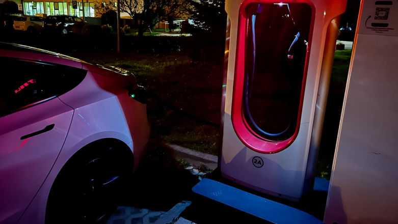 Tesla zapowiada nowe Superchargery. Moc ładowania nawet 500 kW