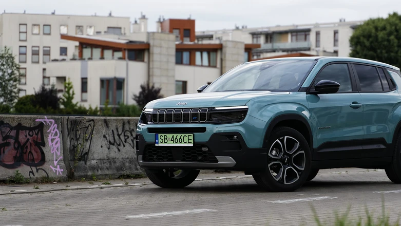 Jeep Avenger Electric: oszczędna platforma e-CMP2. Zasięg, zużycie energii. Test