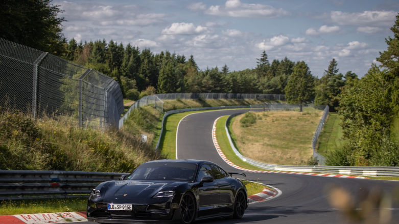 Elektryczny rekord Porsche na Nürburgringu. Czas robi wrażenie!