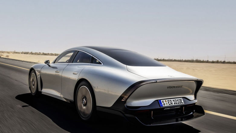 Mercedes EQXX pokonał 1000 km... i nadal mógł przejechać pół Polski