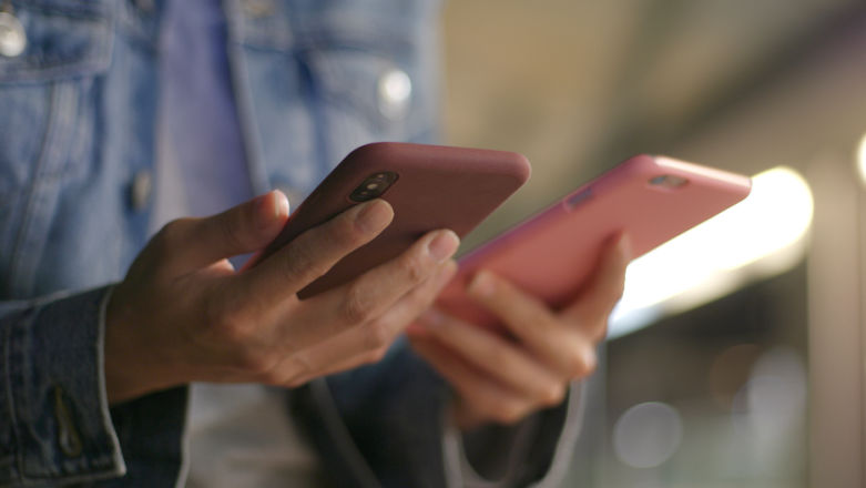 Najtańszy abonament ze smartfonem w pakiecie, czy to się opłaca? Sprawdźmy