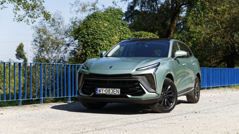 Forthing T-Five 1.5T 177 KM 2025: przestronny SUV za 130 tys. zł. Jazda próbna
