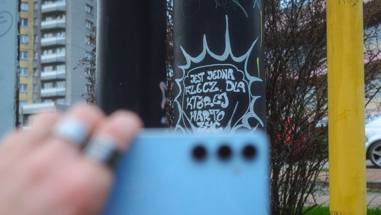 Samsung Galaxy S24 FE sprawi, że zapomnisz o droższych flagowcach