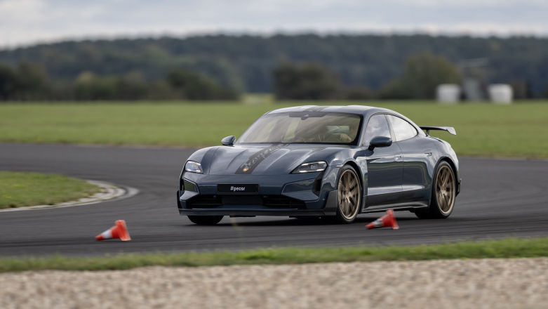 1108 elektrycznych KM w Porsche Taycan Turbo GT Weissach na torze Silesia Ring