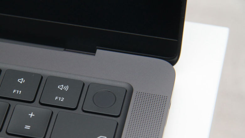 Nowy MacBook Pro zmiecie konkurencję. Ta funkcja to as w rękawie