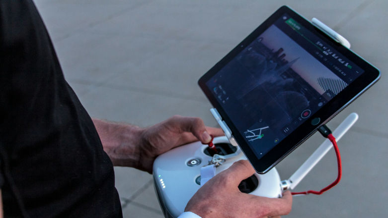 Nie masz uprawnień? Sprawdź, jakim dronem możesz latać bez stresu!
