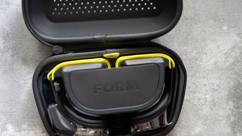 Form Smart Swim 2 - zabrałem na basen inteligentne okulary do pływania