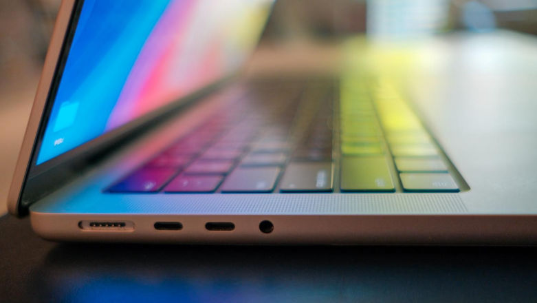 Nowy super tani MacBook z niespodzianką. Wiemy kiedy premiera
