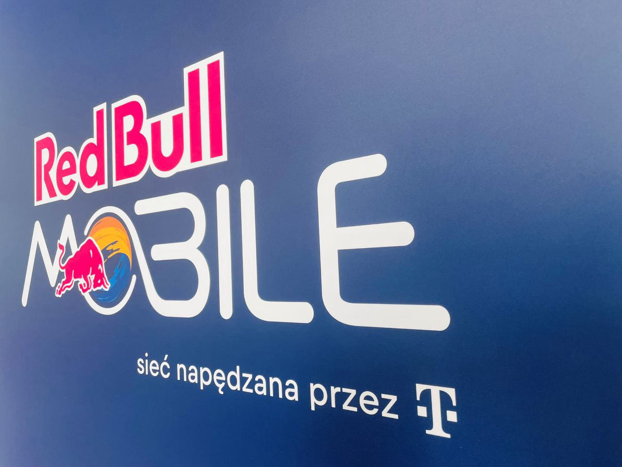 Nowa oferta w Red Bull Mobile. Dało się taniej!