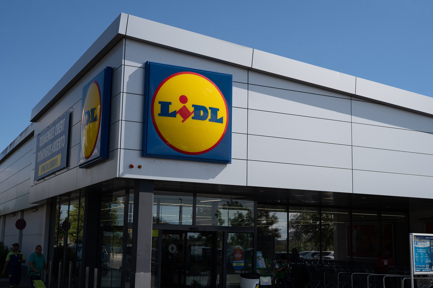 Lidl wyprzedaje akumulatory. Do zgarnięcia za ułamek ceny