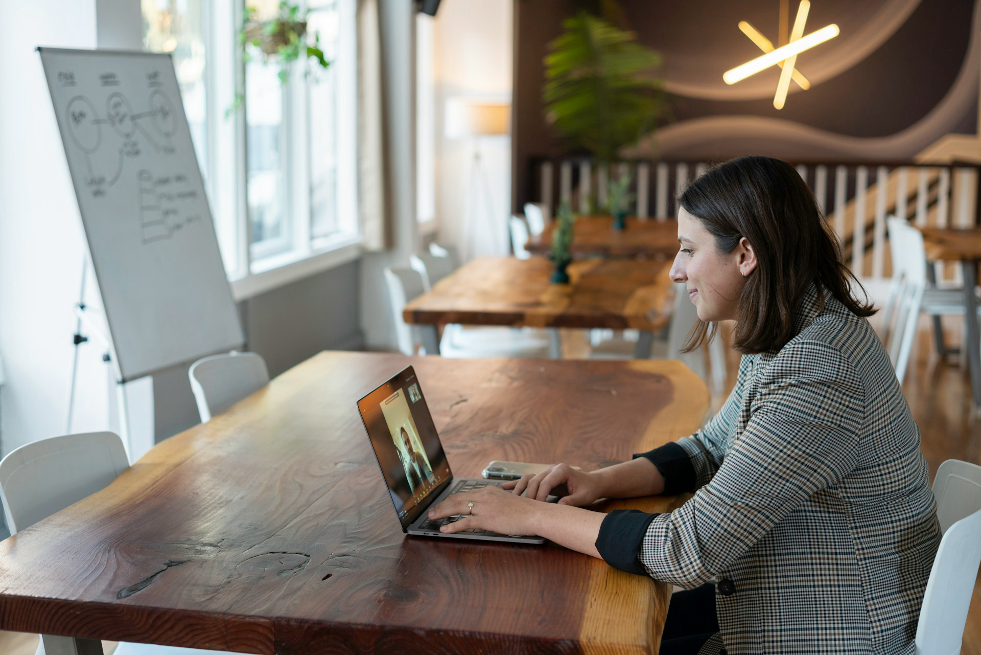 Laptop dla nauczyciela 2025 – nowe zasady, nowe problemy?