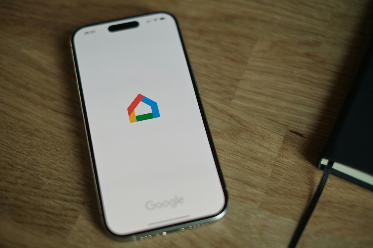 Google Home wreszcie spełnia prośby użytkowników. O tę zmianę błagano