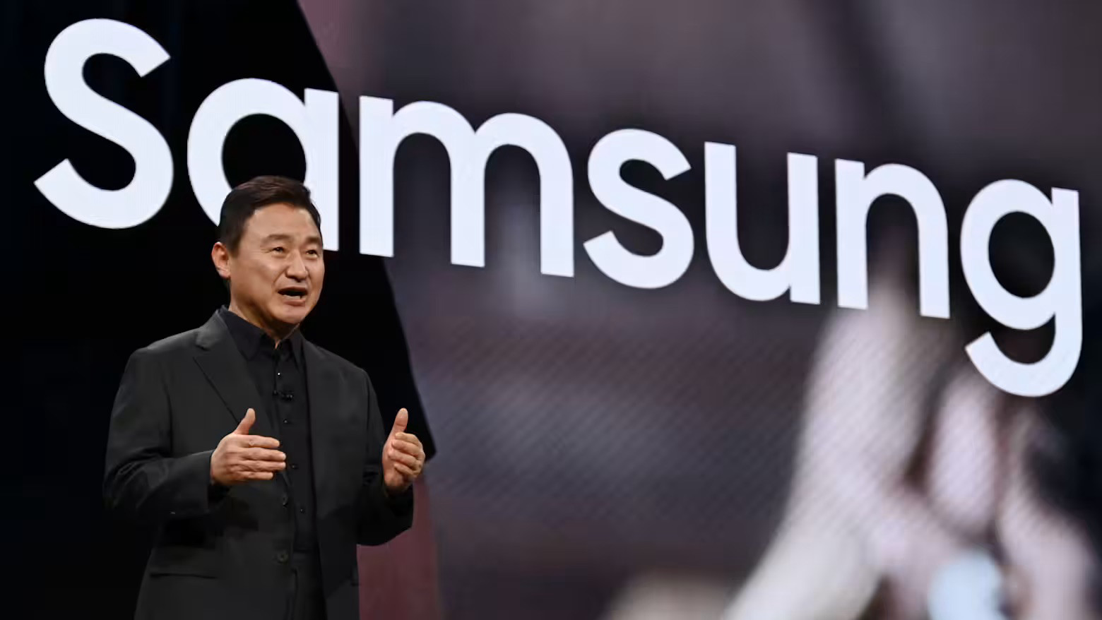 Dużo tańszy Samsung Galaxy zawstydza S26 Ultra. Gdzie sens i logika?