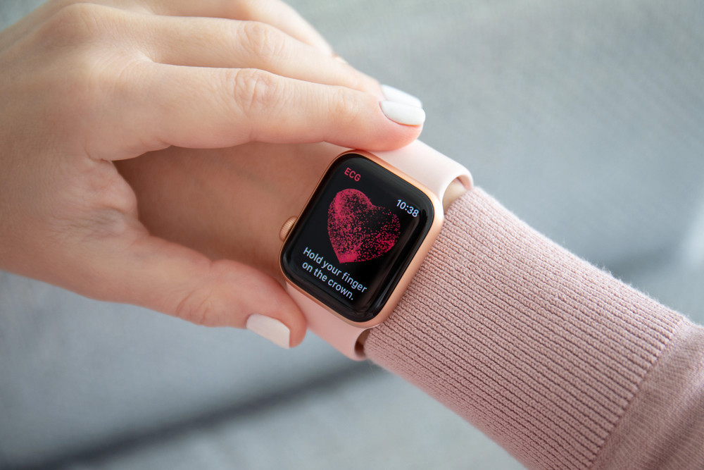 Czym różni się EKG z Apple Watch od szpitalnego? Przekonałem się osobiście