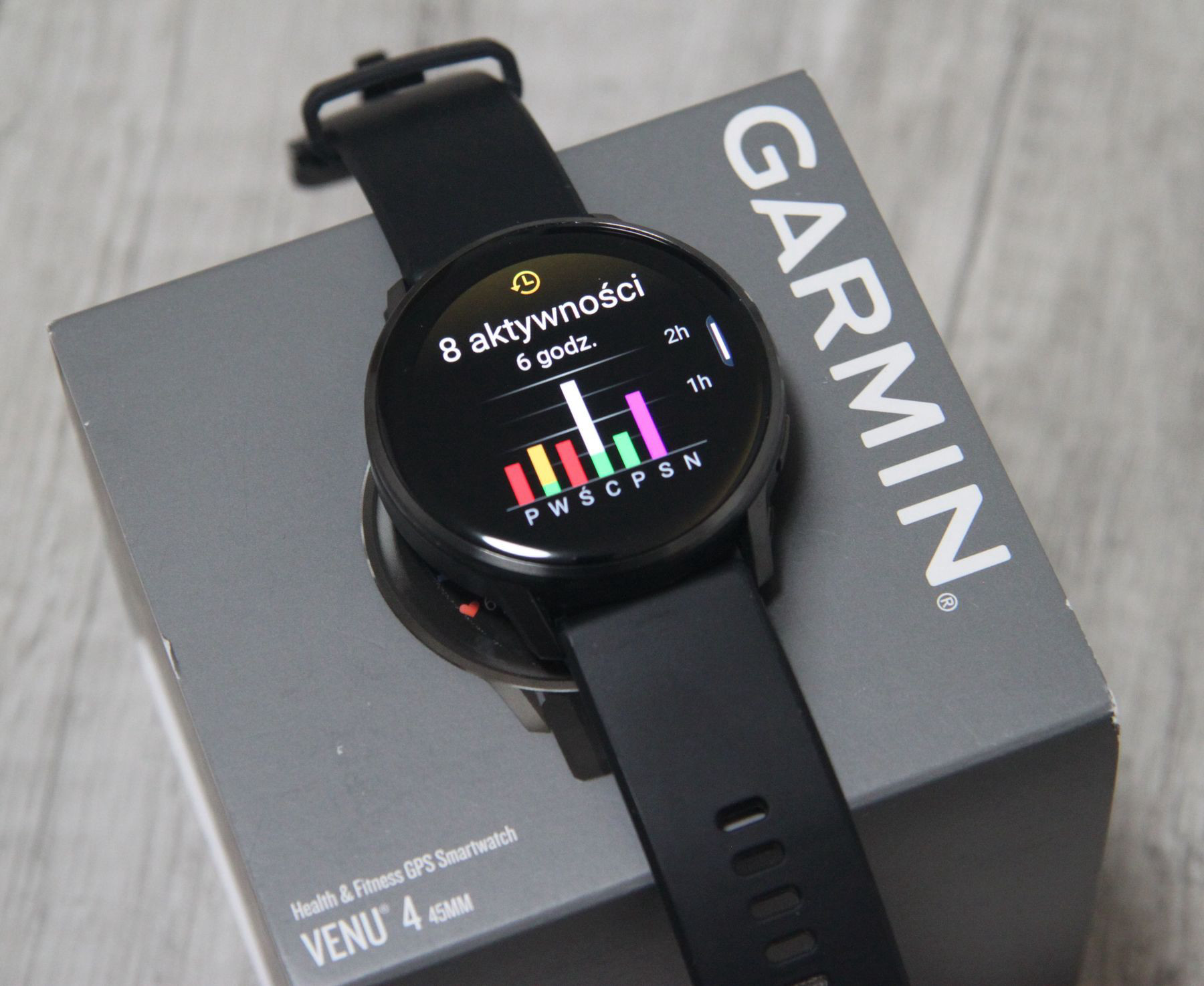 Recenzja Garmin Venu 4. Złoty środek dla fanów technologii