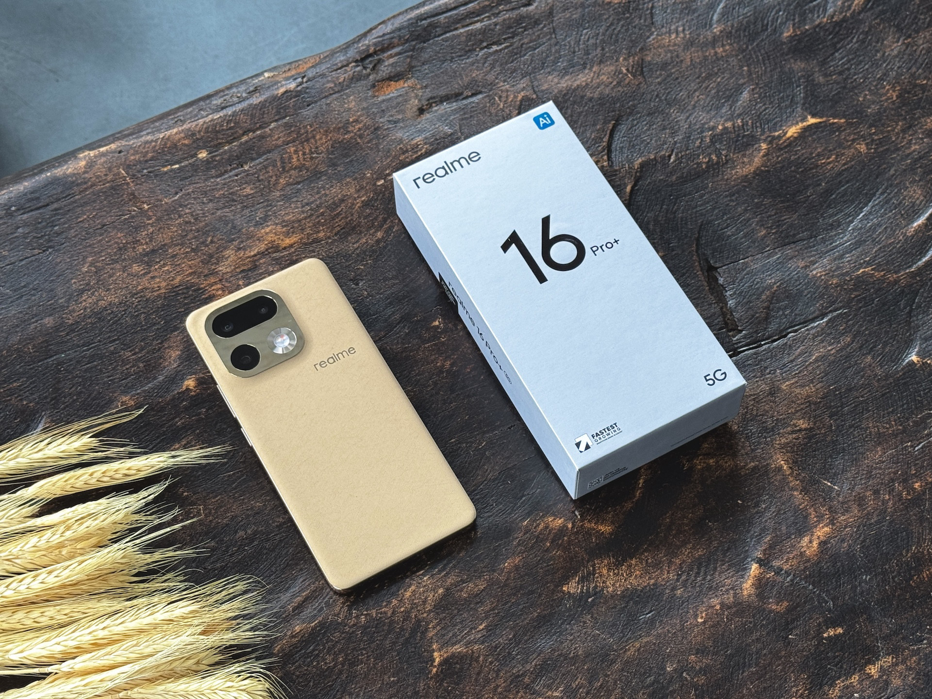 Smartfon do zdjęć bez wydawania fortuny? Sprawdź serię realme 16 Pro