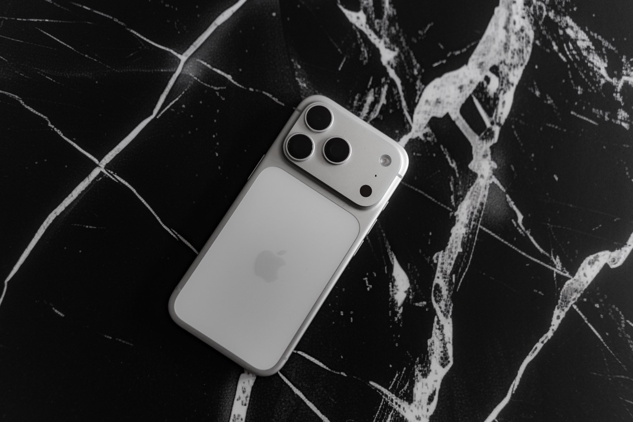 Apple ma powody do radości. Nowe iPhone'y radzą sobie znakomicie!