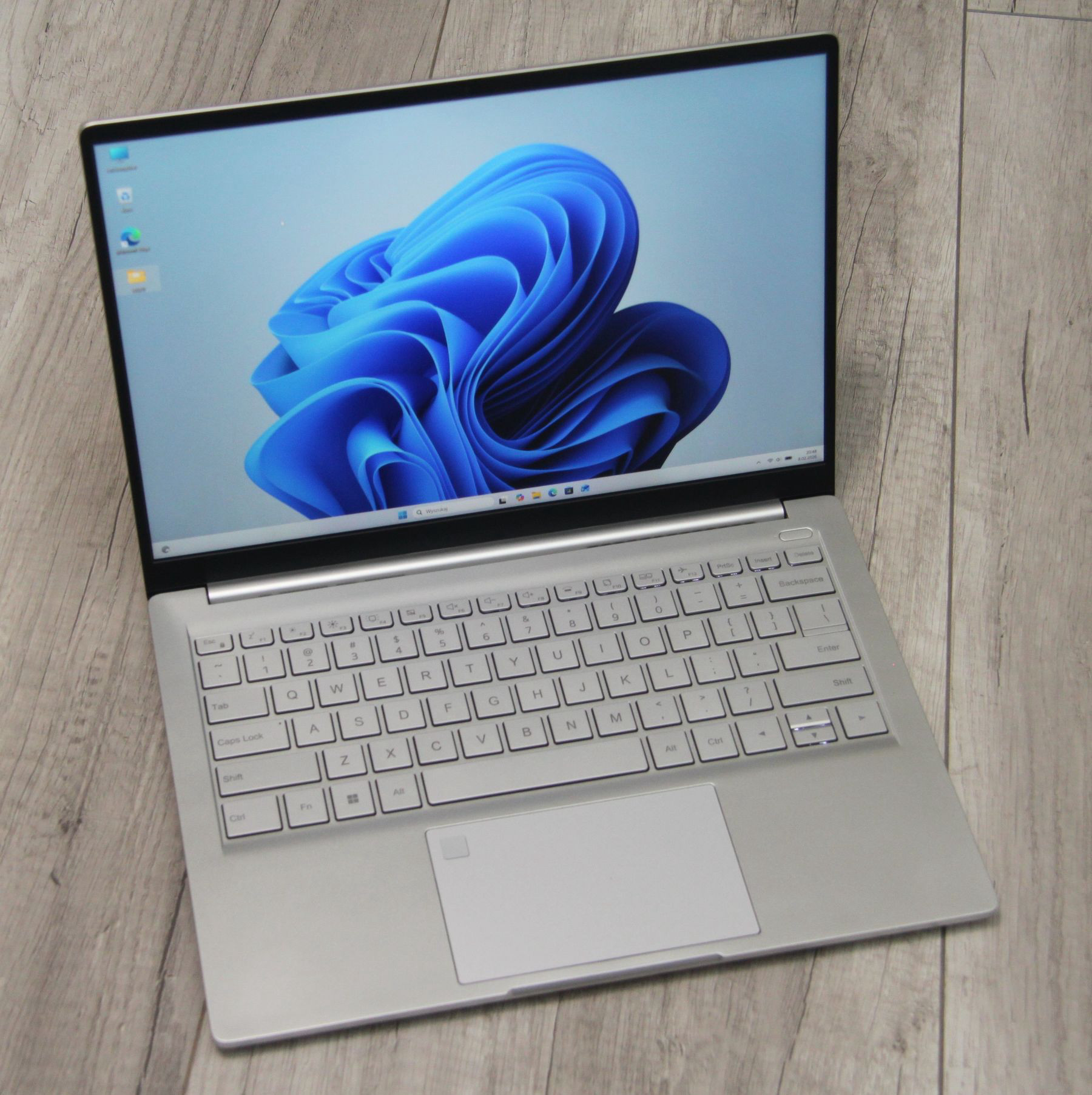 Recenzja Ninkear S14. Ile wart jest król Peppera?