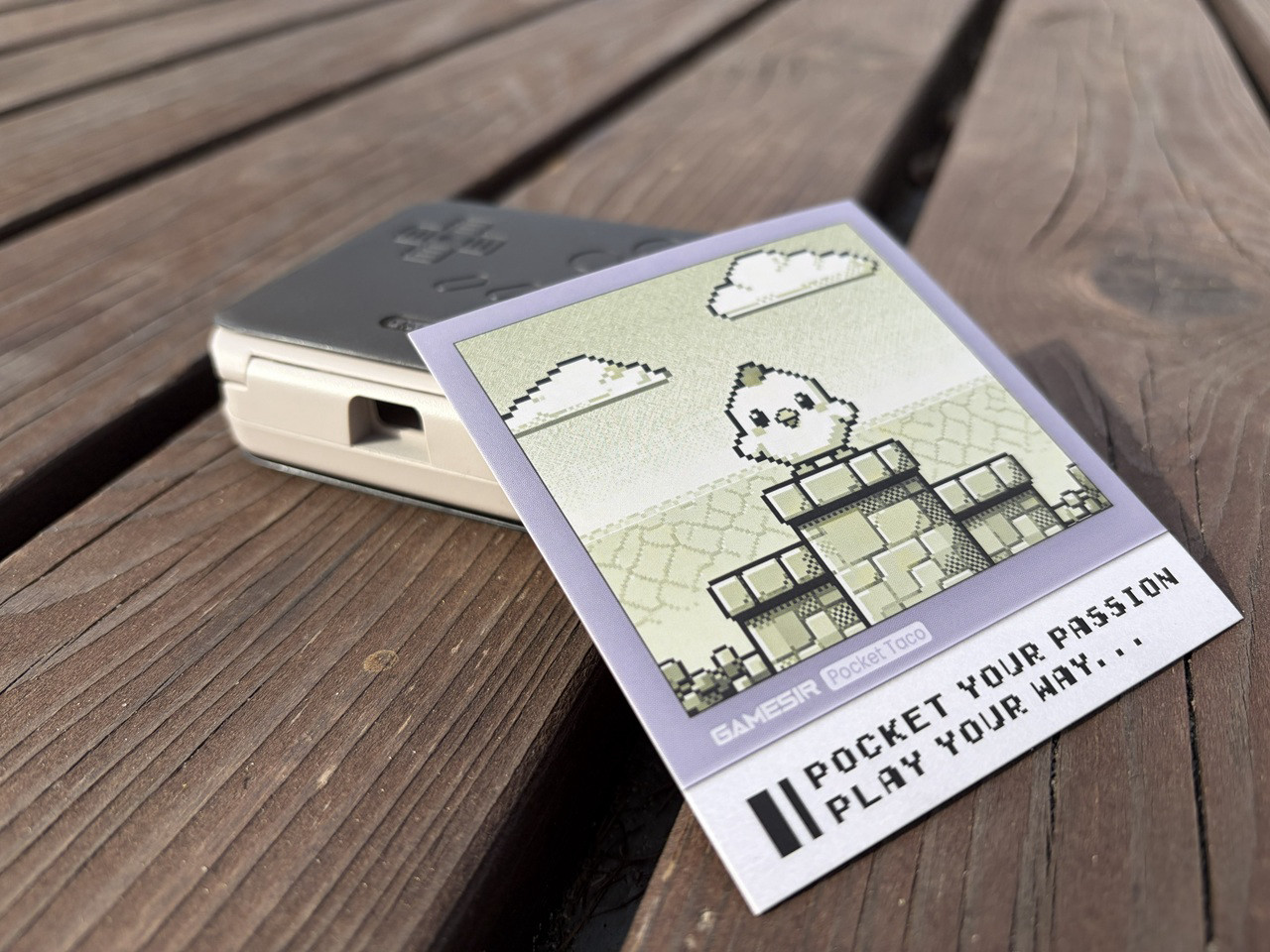 Stary smartfon jako retro konsola. Test kontrolera Gamesir Pocket Taco