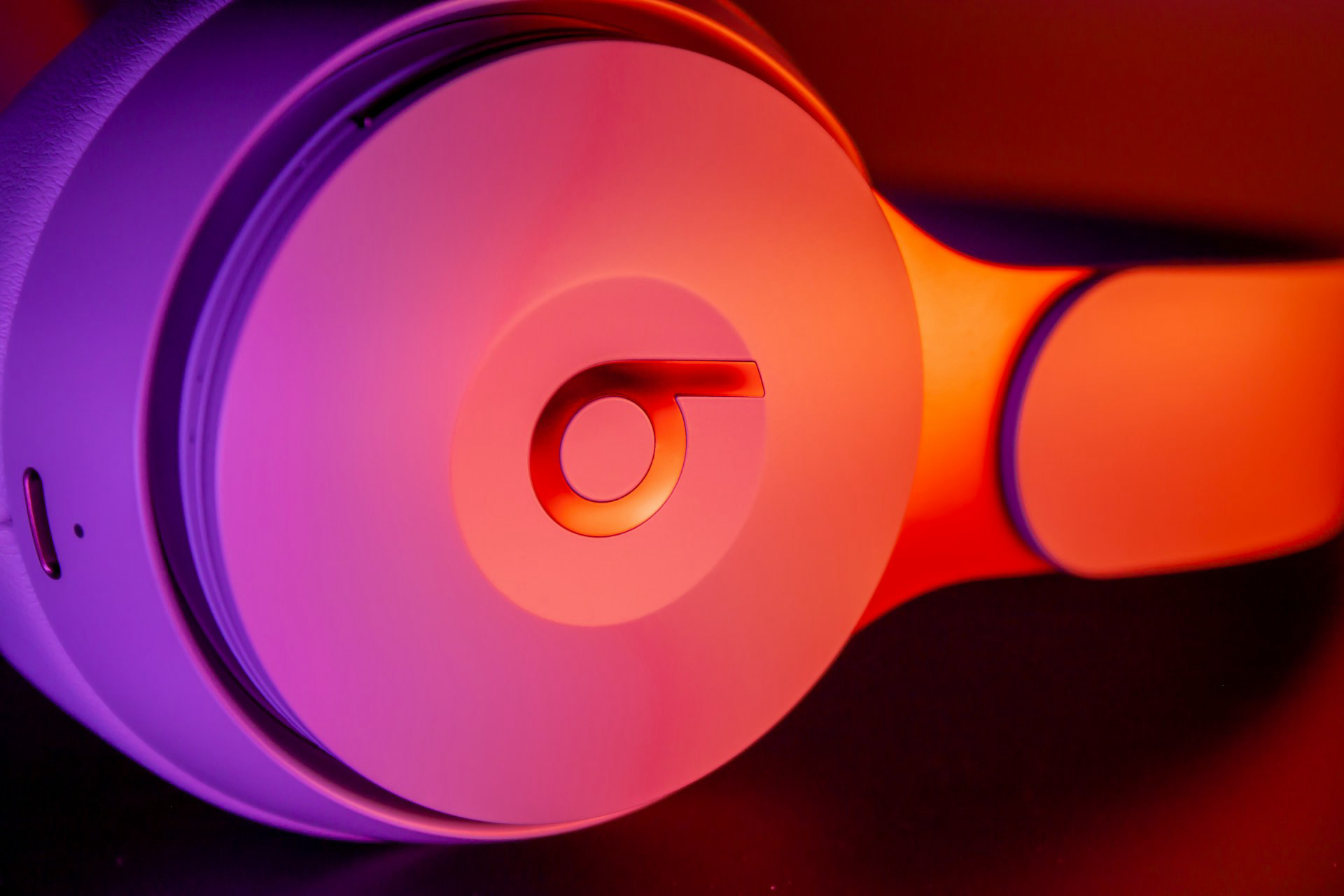 Słuchawki Beats po latach. Co zostało z popkulturowej legendy?