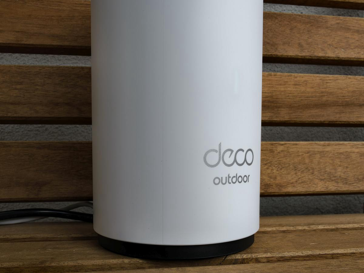 Smart home w ogrodzie: Wi-Fi i bezpieczna altanka