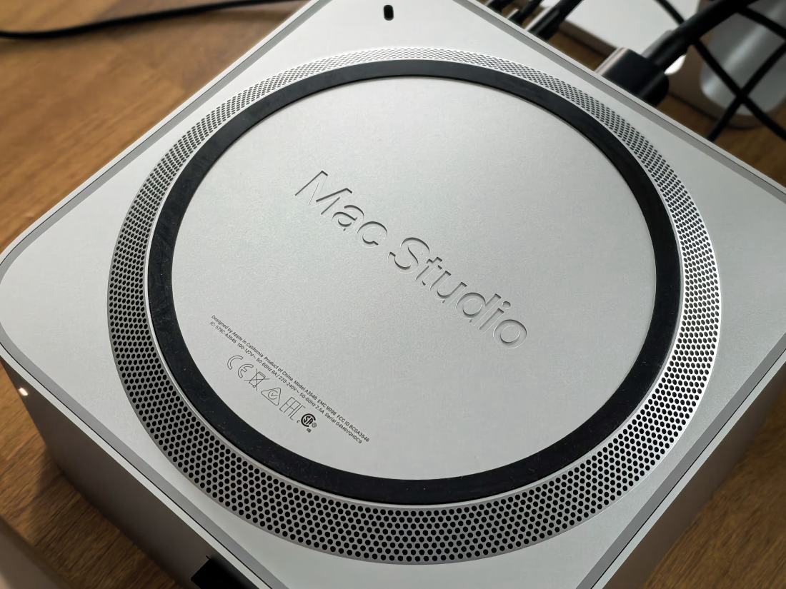 Potwór, a nie komputer. Ale Mac Studio ma nadal wady