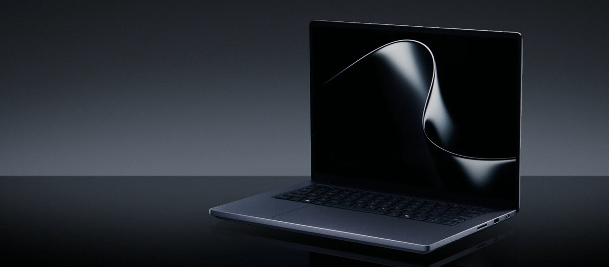 MacBook Pro dostał nowego rywala. Oto Surface Laptop Ultra